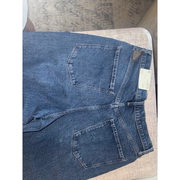 High-Rise Balloon JEAN - Picture 9 of 13